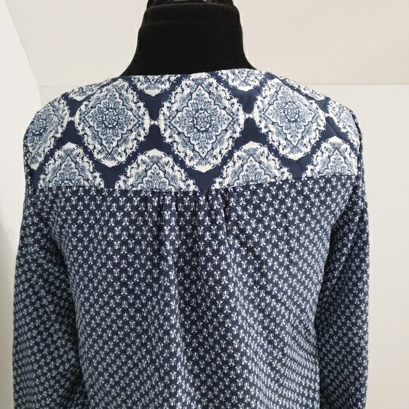Knox Rose Blue Geometric Faux Wrap Wide Bell Sleeve Tie Front Top Medium - Picture 9 of 12